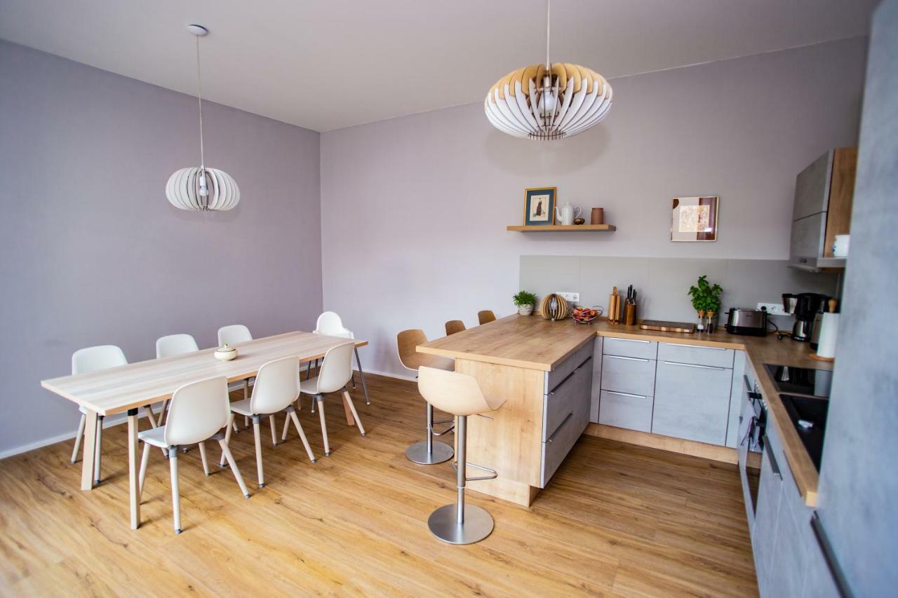Eckhof Domizil - Grosszuegige Ferienwohnung Mit Kleinem Garten In Der Altstadt Von Gotha Exterior photo
